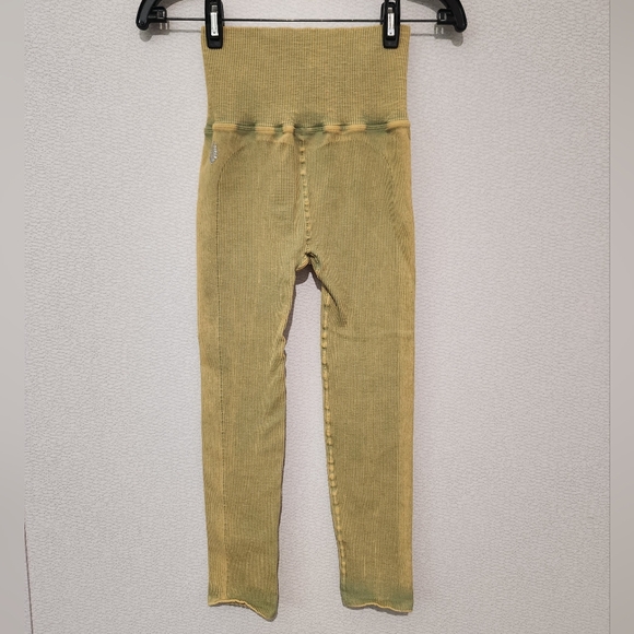 Free People Pants - Free People Movement 7/8 Happiness Runs Ribbed Leggings Medium Sparkling Citrus